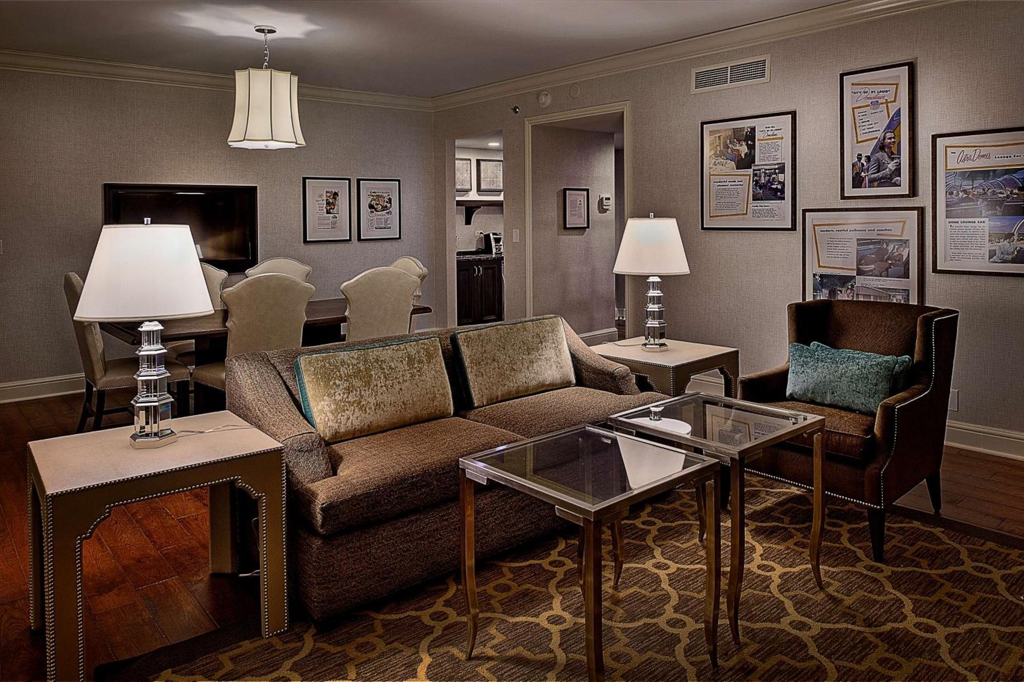 St. Louis Union Station Hotel, Curio Collection By Hilton Extérieur photo